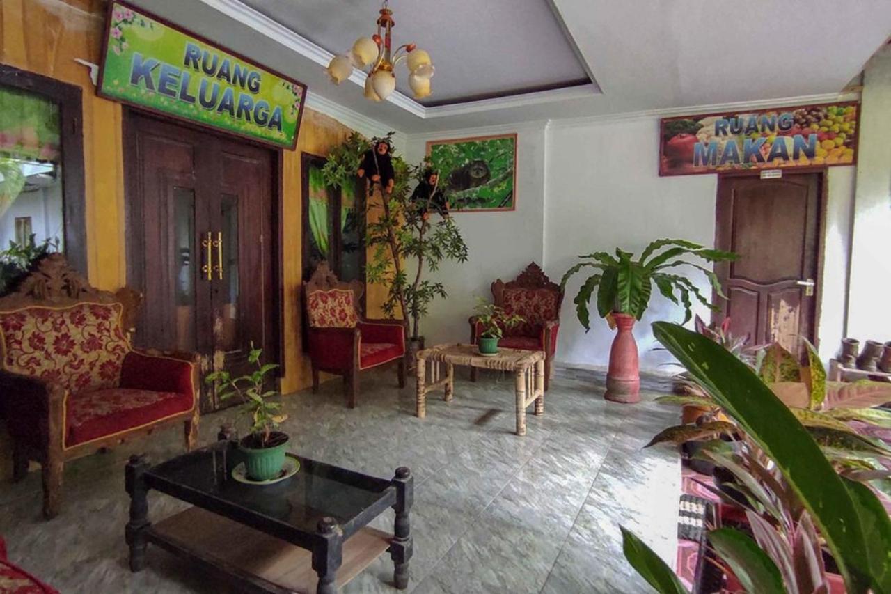 Oyo 90988 Tangkoko Jungle Homestay Rinondoran Eksteriør billede
