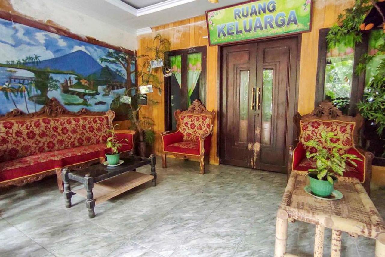 Oyo 90988 Tangkoko Jungle Homestay Rinondoran Eksteriør billede